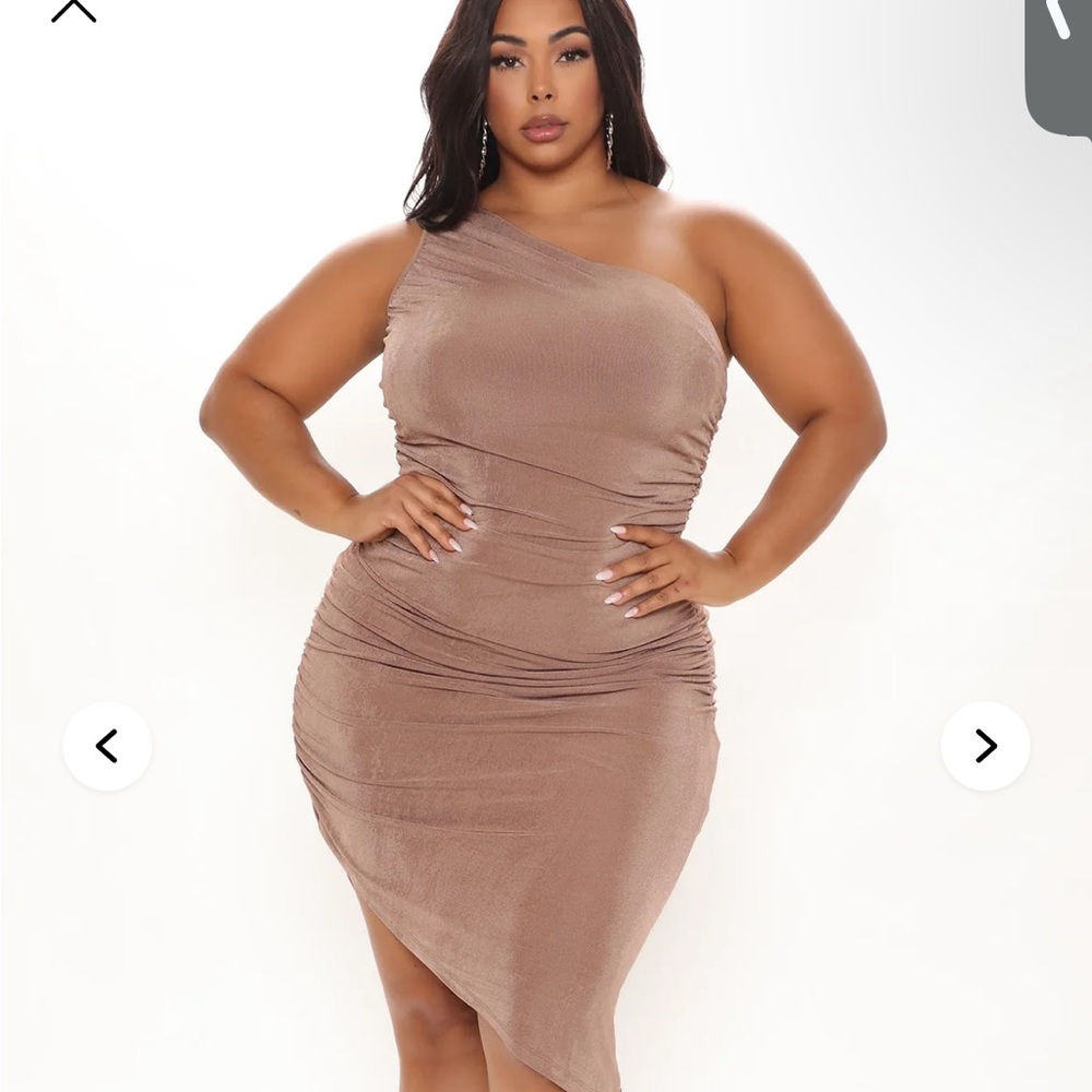 Fashion Nova Mocha Ruched Midi Dress